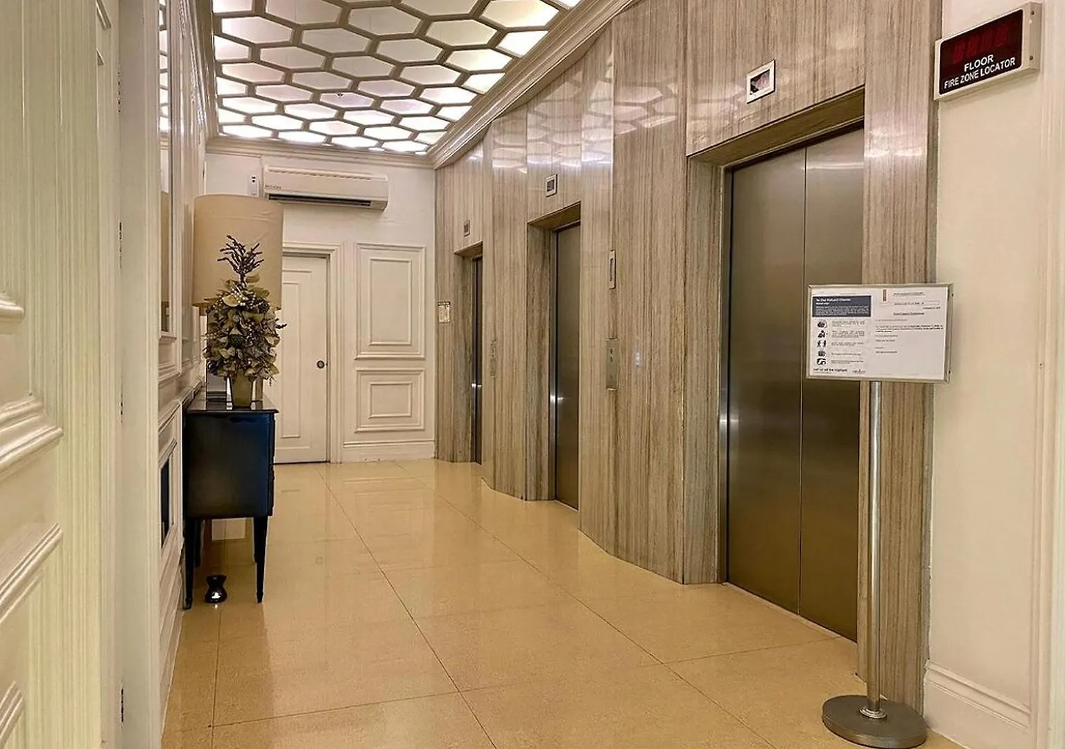 Greenbelt King Suite With Balcony At Mosaic Tower - Free Gym Pool Wifi & Washer + Manila Apartment