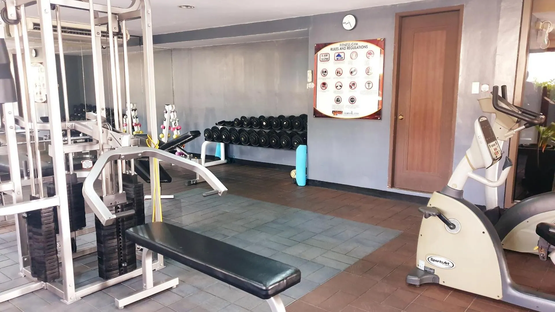 Greenbelt King Suite With Balcony At Mosaic Tower - Free Gym Pool Wifi & Washer + Manila 0*,